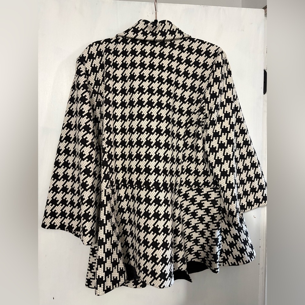 Joseph Ribkoff Classic Houndstooth Pea Coat - Picture 2 of 3